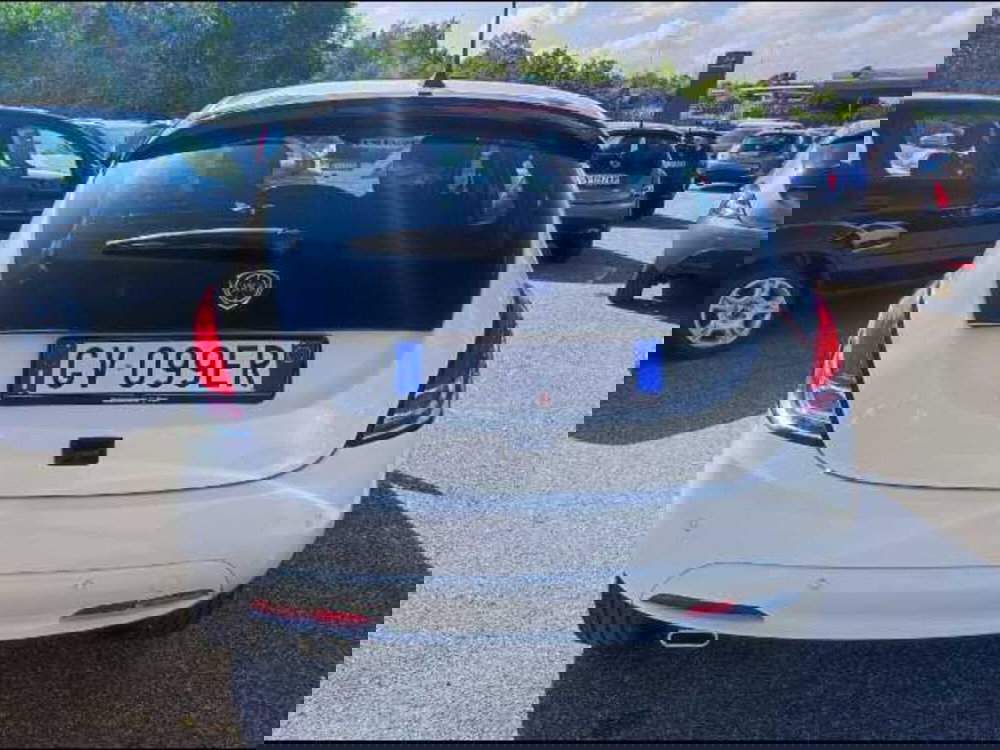 Lancia Ypsilon usata a Roma (6)