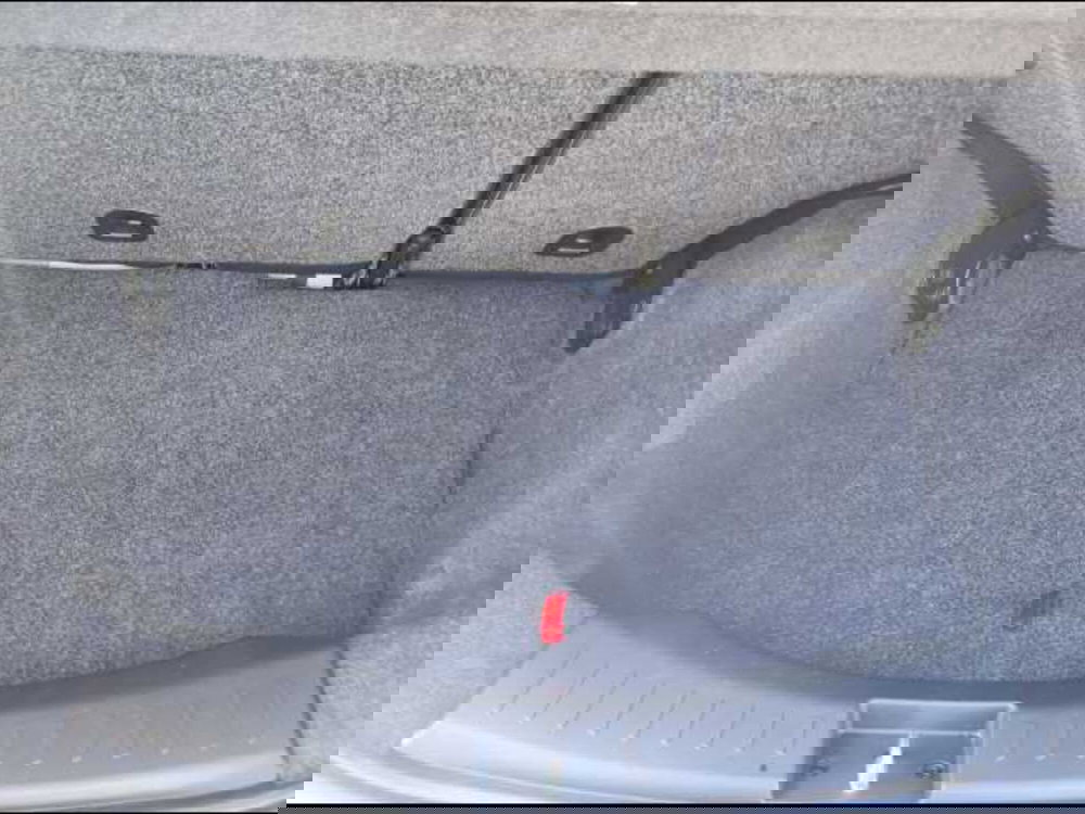 Lancia Ypsilon usata a Roma (8)