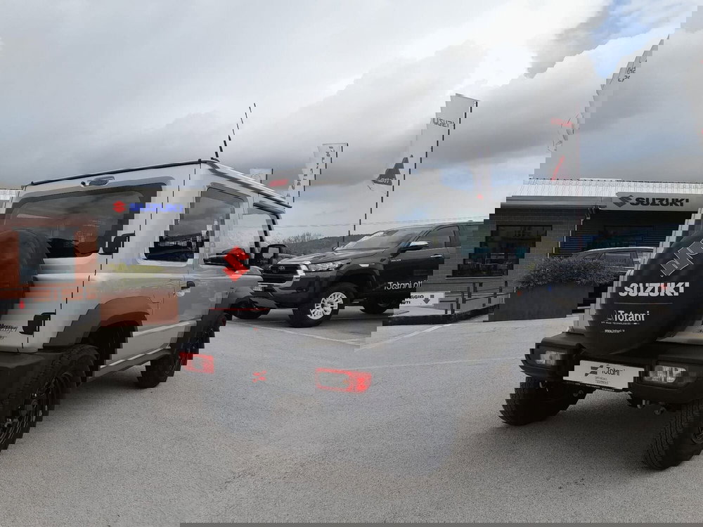 Suzuki Jimny usata a L'Aquila (5)
