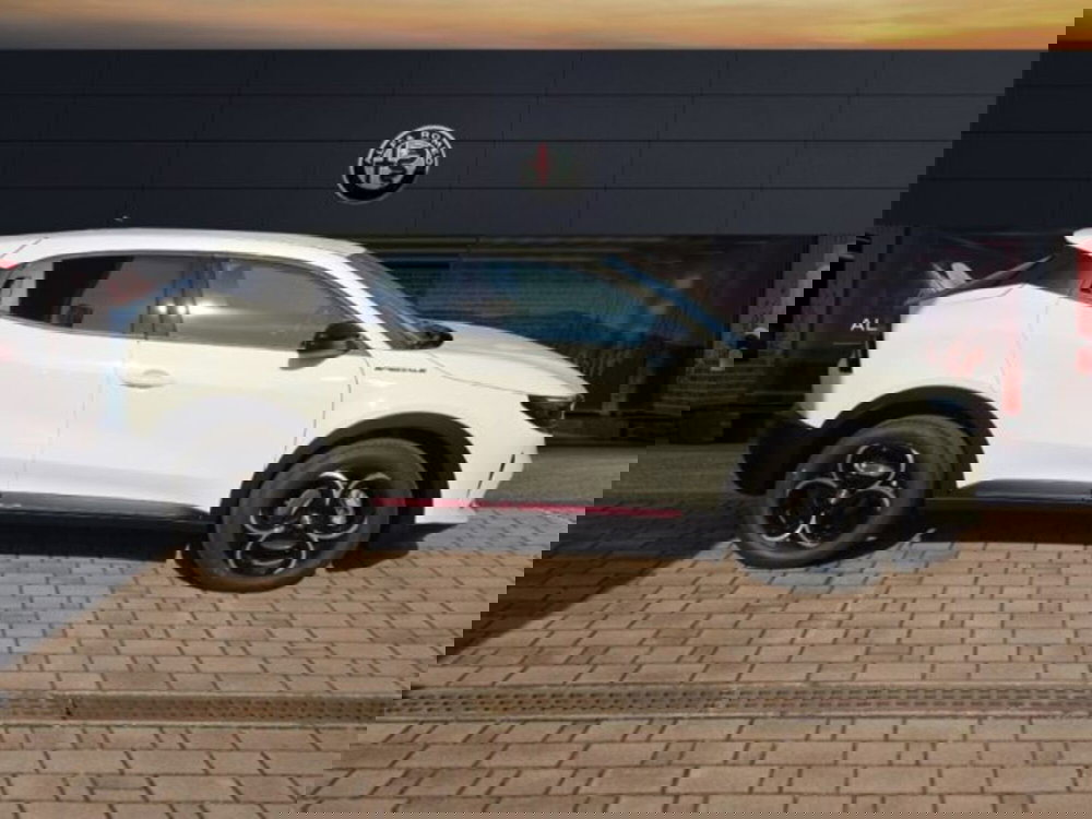 Alfa Romeo Junior nuova a Monza e Brianza (4)