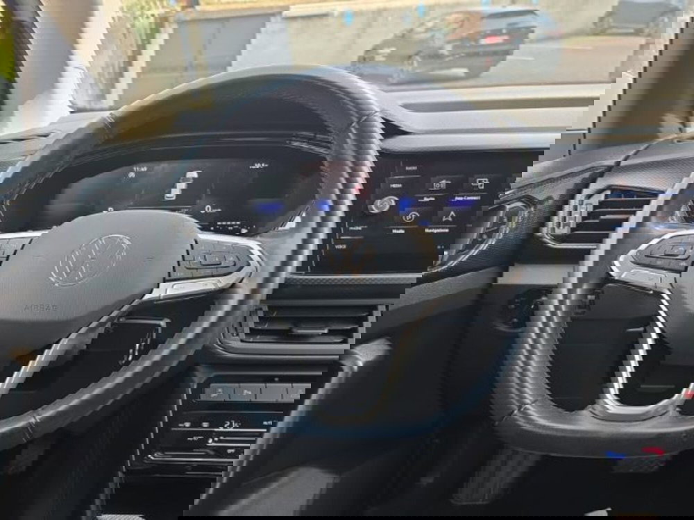 Volkswagen T-Cross usata a Monza e Brianza (13)