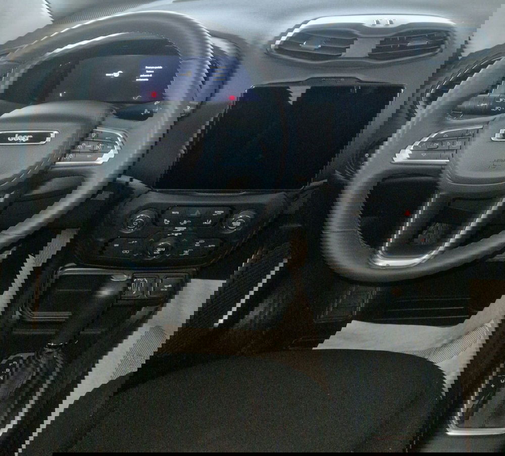 Jeep Renegade usata a Terni (11)