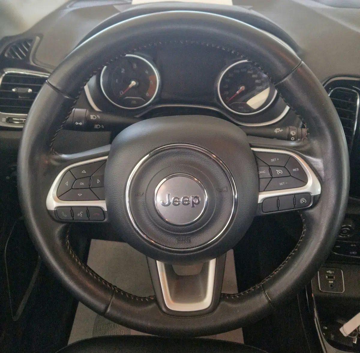 Jeep Compass usata a Terni (12)