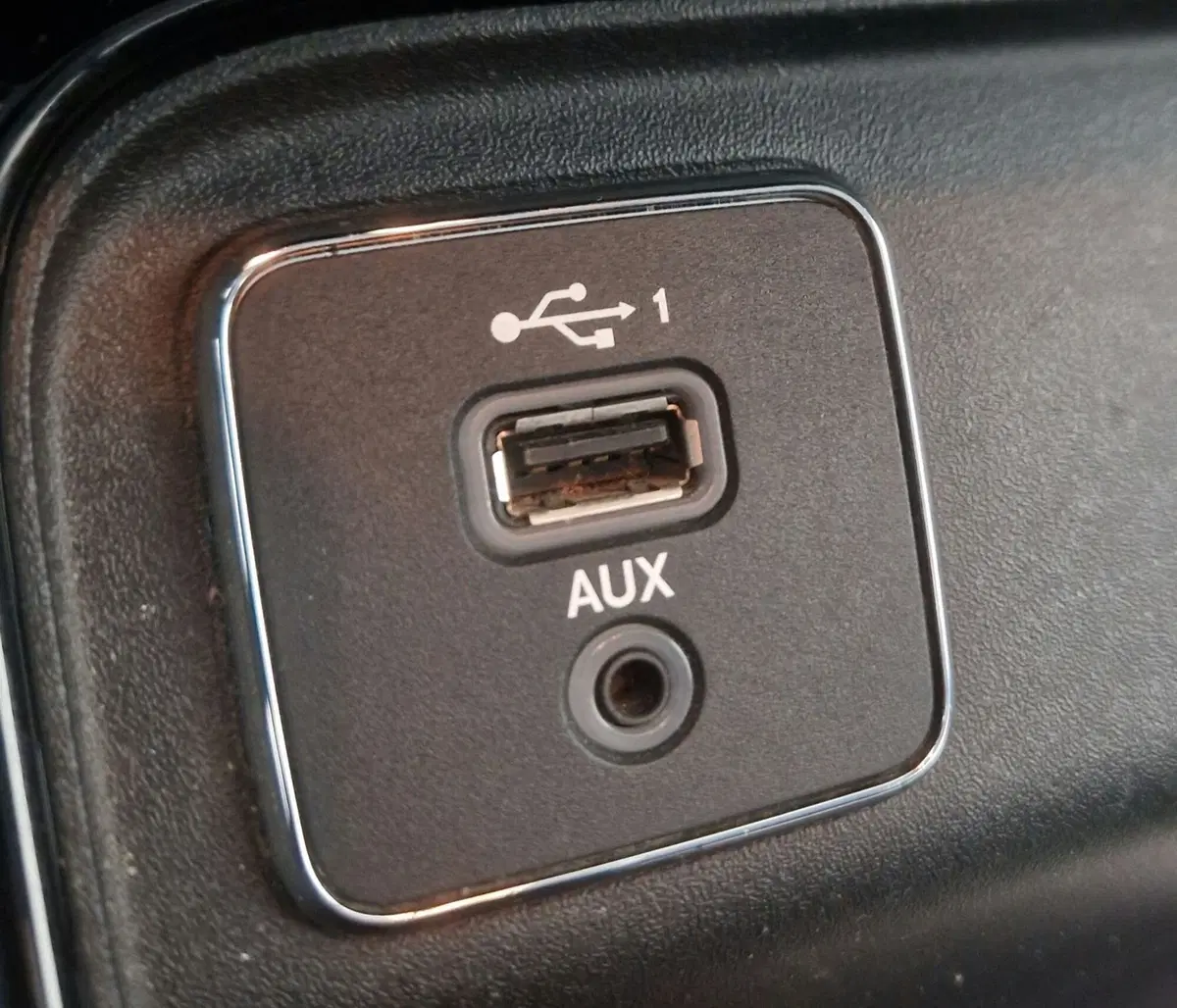 Jeep Compass usata a Terni (13)