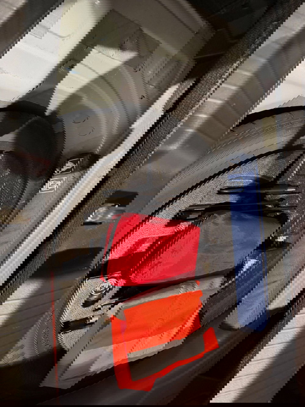 Volkswagen Polo usata a Genova (8)