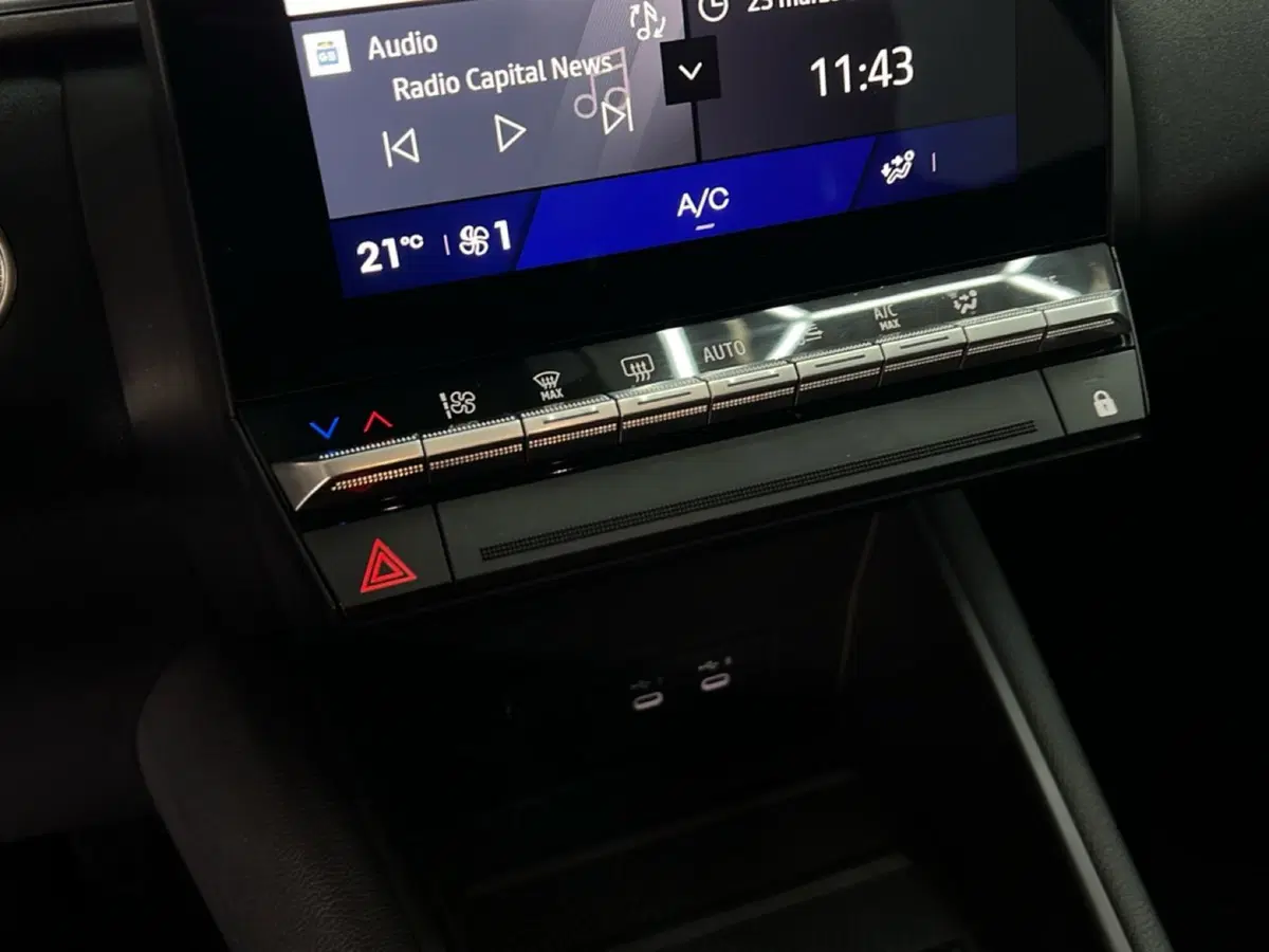 Renault Symbioz usata a Roma (19)