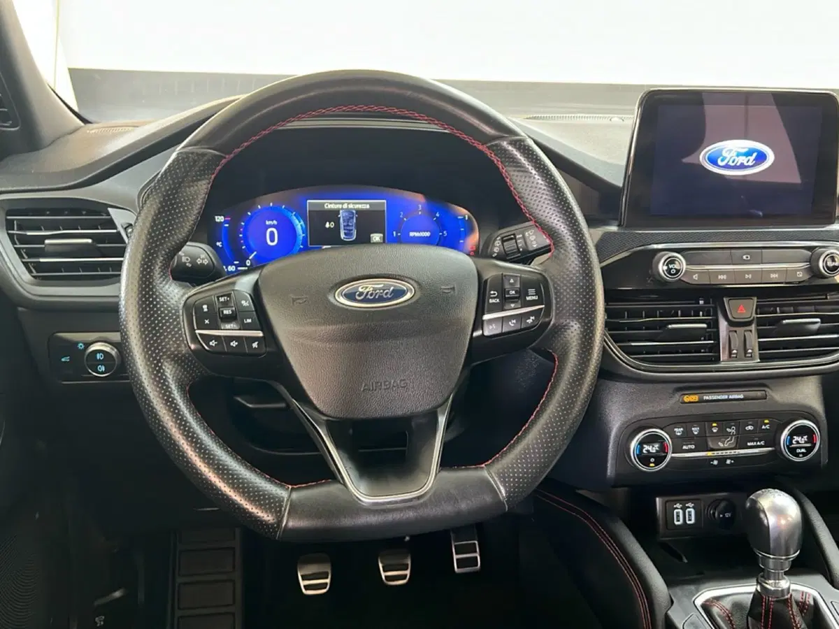 Ford Kuga usata a Roma (12)