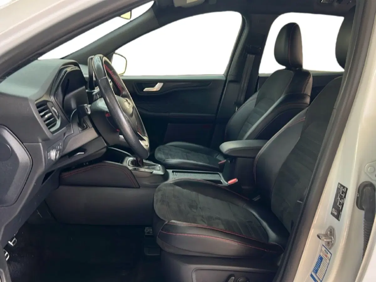 Ford Kuga usata a Roma (14)