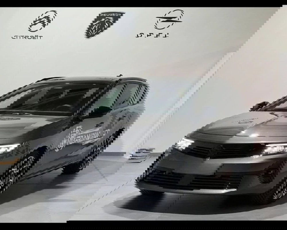 Opel Astra Station Wagon usata a Imperia