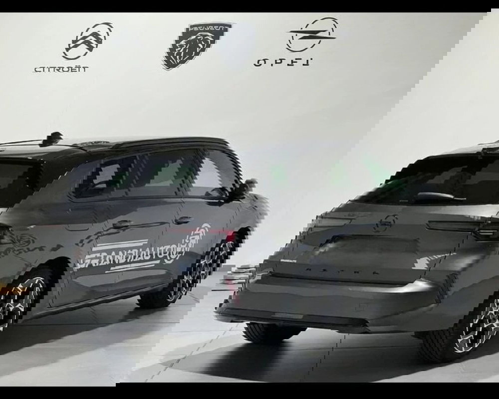 Opel Astra Station Wagon usata a Imperia (4)