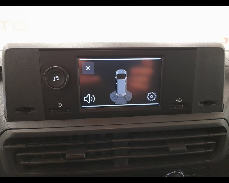 Opel Vivaro Furgone usata a Alessandria (14)