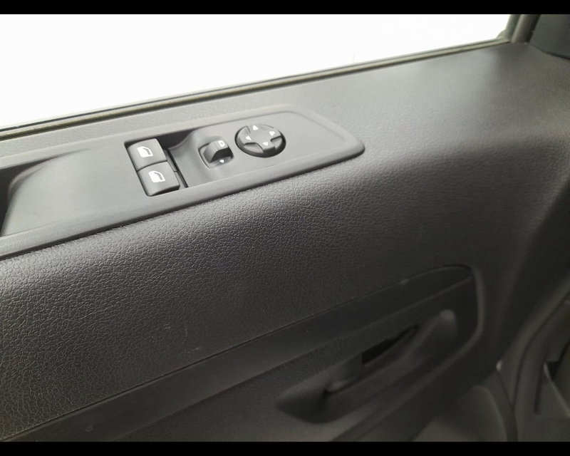 Opel Vivaro Furgone usata a Alessandria (19)