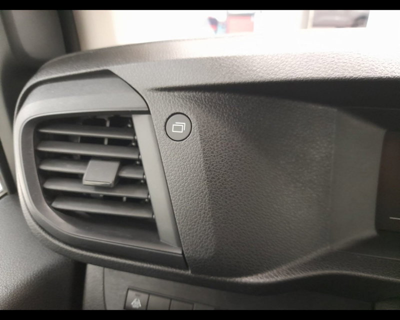 Opel Vivaro Furgone usata a Alessandria (20)