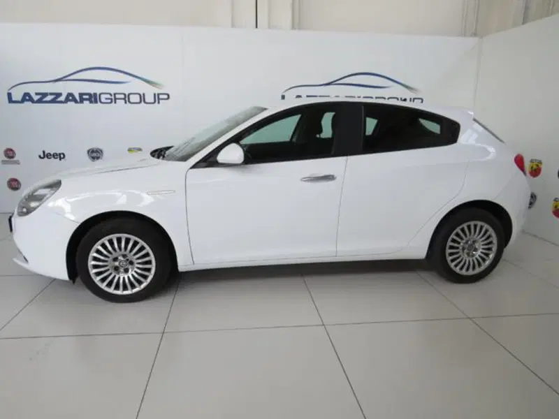 Alfa Romeo Giulietta usata a Lodi (3)