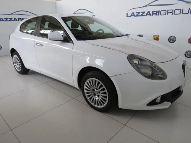 Alfa Romeo Giulietta usata a Lodi (5)