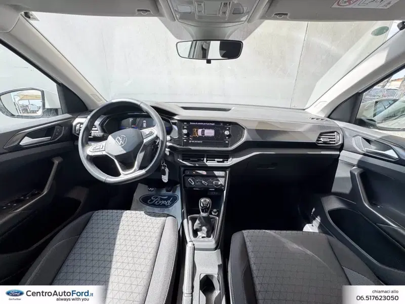 Volkswagen T-Cross usata a Roma (10)