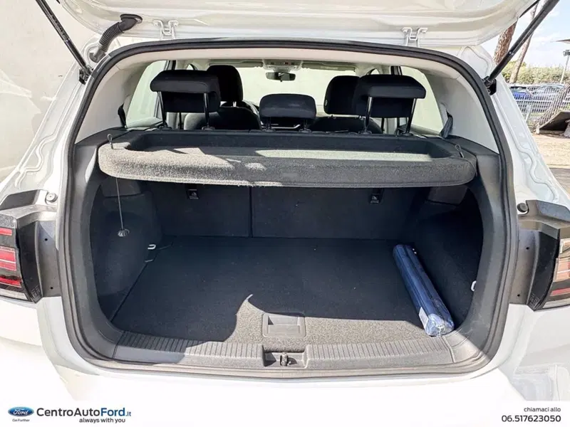 Volkswagen T-Cross usata a Roma (11)
