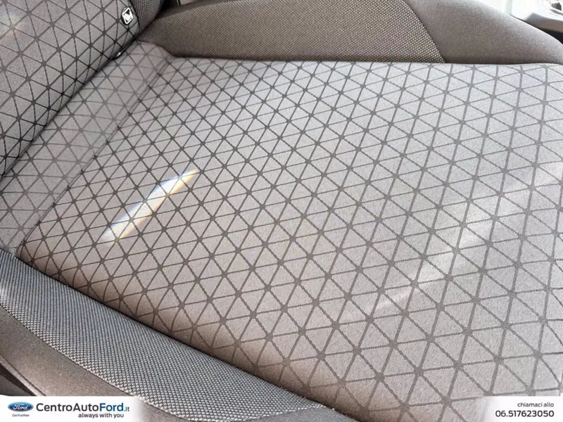 Volkswagen T-Cross usata a Roma (8)