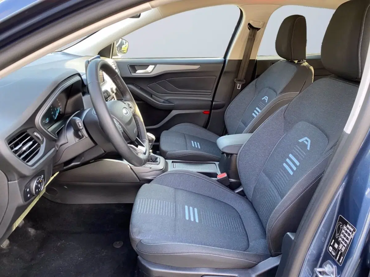 Ford Focus usata a Milano (9)