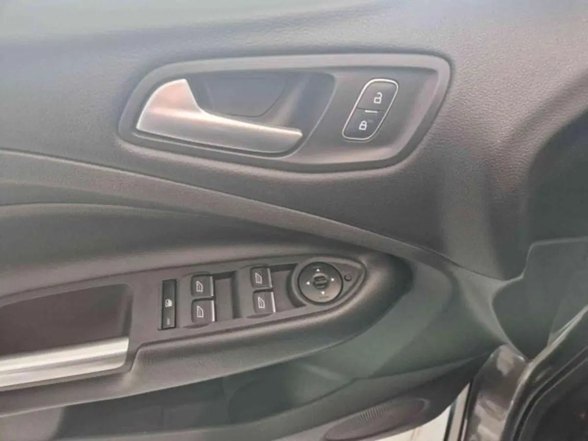 Ford Kuga usata a Bologna (17)