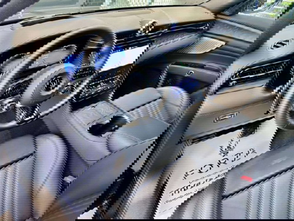 Maserati Grecale usata a Torino (9)