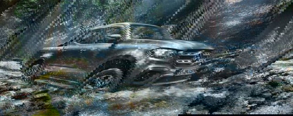 Mercedes-Benz Classe X Pick-up usata a Teramo (2)