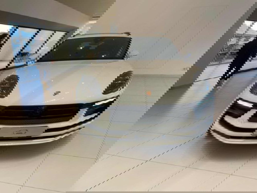 Porsche Macan usata a Lucca (2)