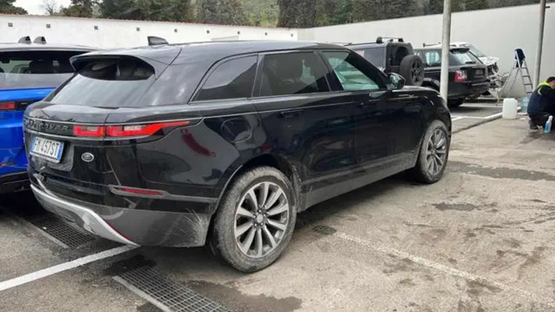 Land Rover Range Rover Velar usata a Lucca (10)