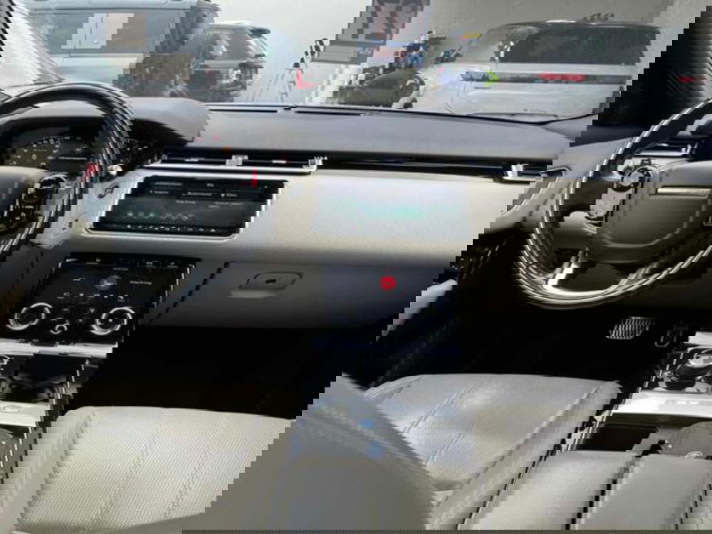 Land Rover Range Rover Velar usata a Lucca (9)