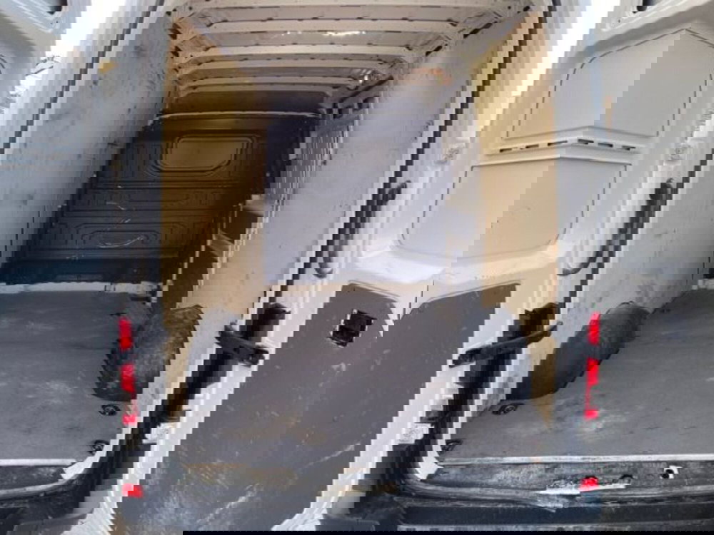 Volkswagen Veicoli Commerciali Crafter Furgone usata a Ancona (7)