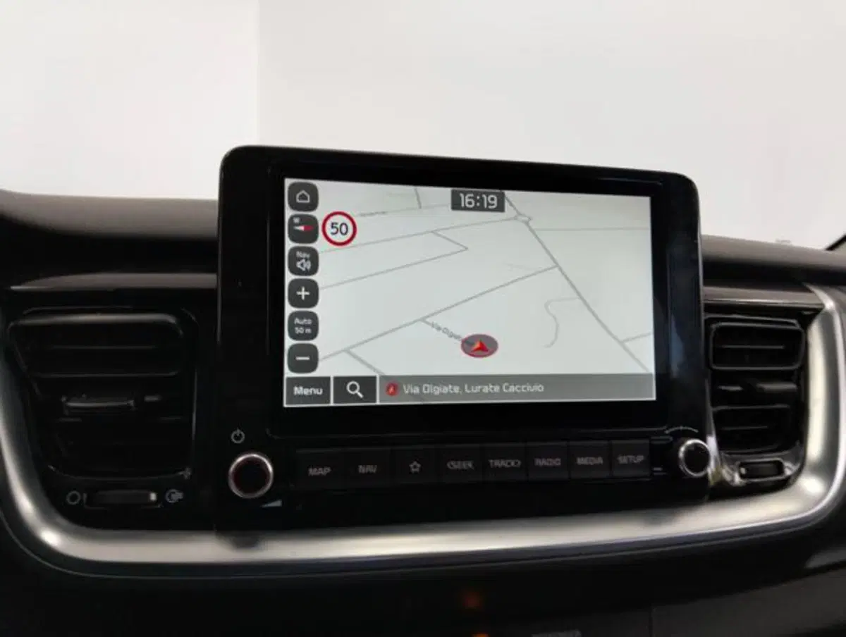 Kia Stonic usata a Como (15)