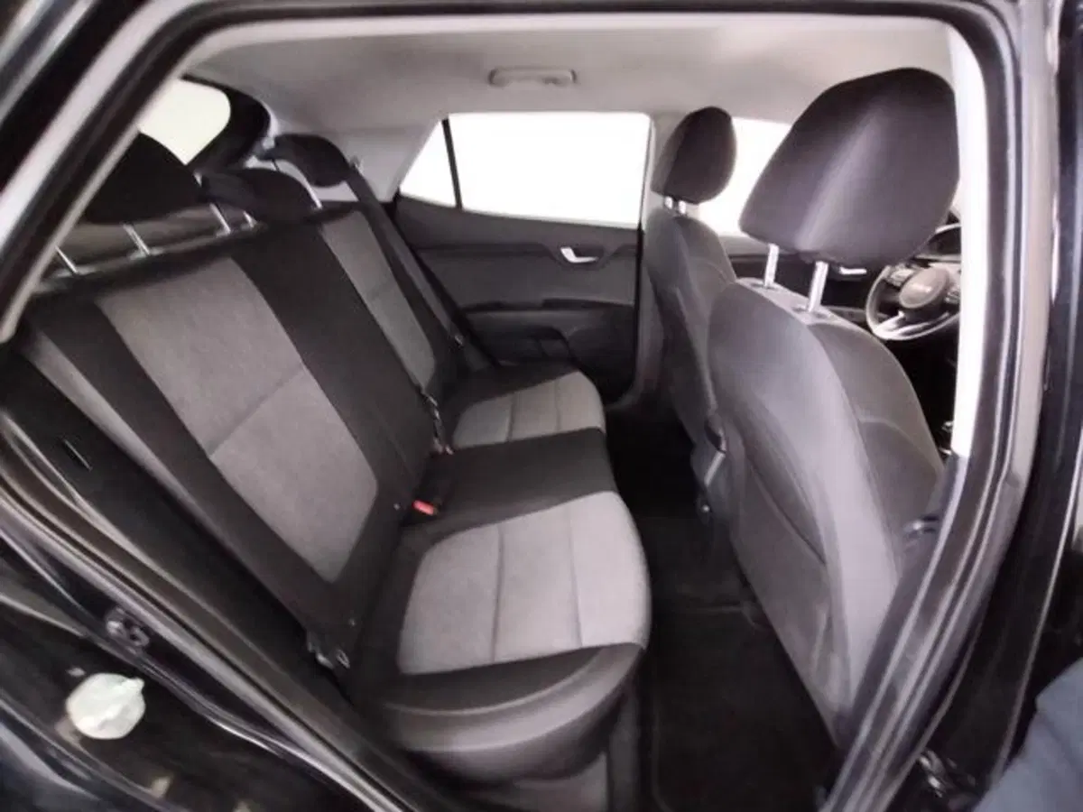 Kia Stonic usata a Como (3)