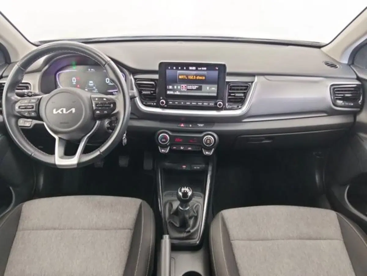Kia Stonic usata a Como (4)