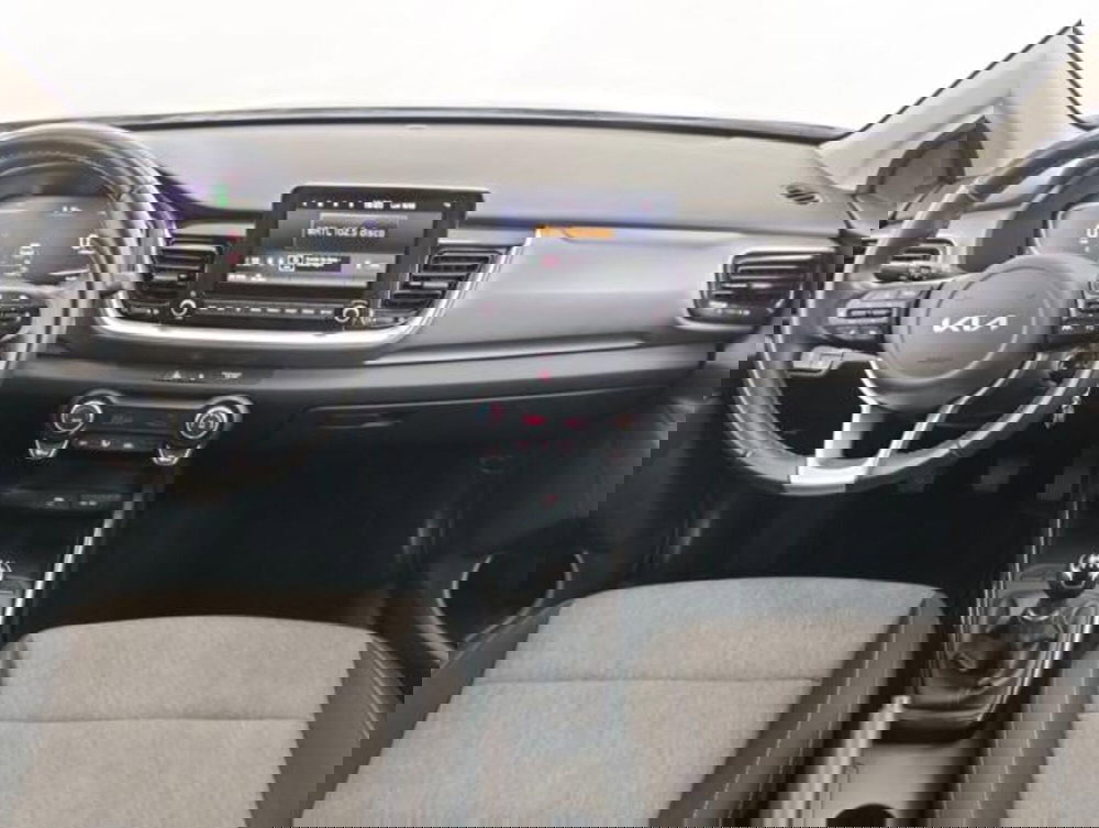 Kia Stonic usata a Como (4)