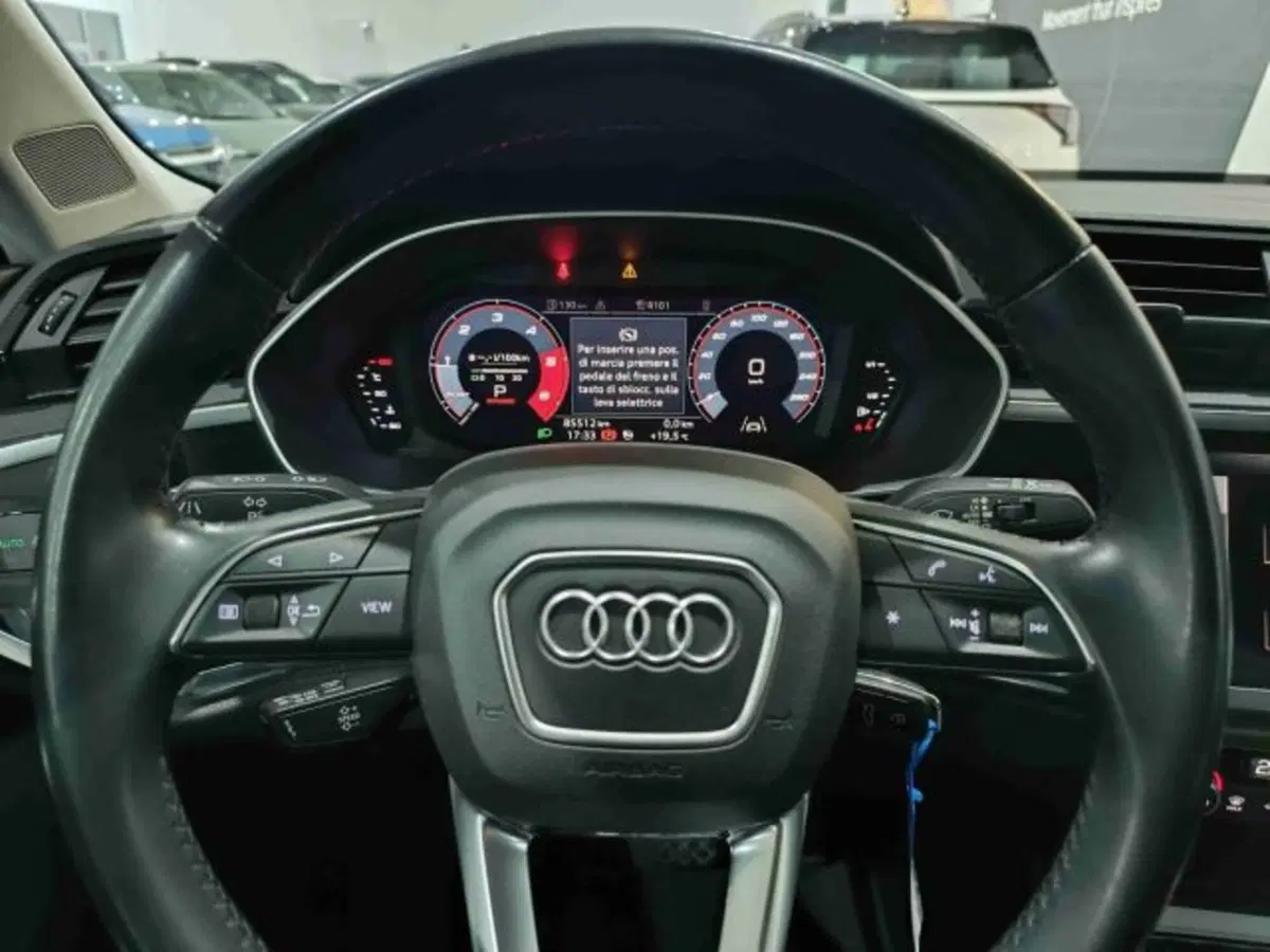 Audi Q3 Sportback usata a Catania (17)
