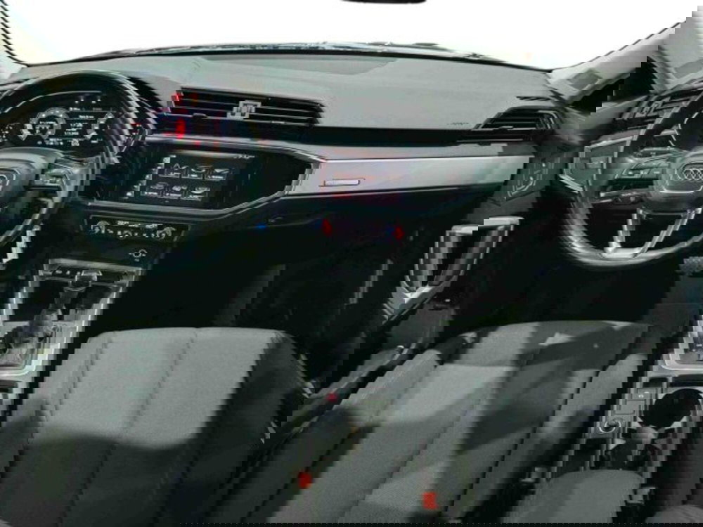 Audi Q3 Sportback usata a Catania (7)