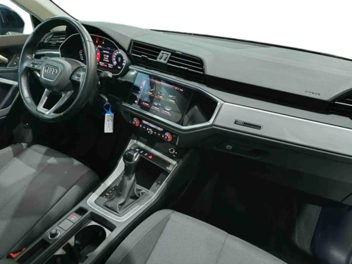 Audi Q3 Sportback usata a Catania (9)