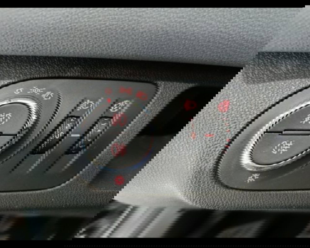 Opel Meriva usata a Catania (14)