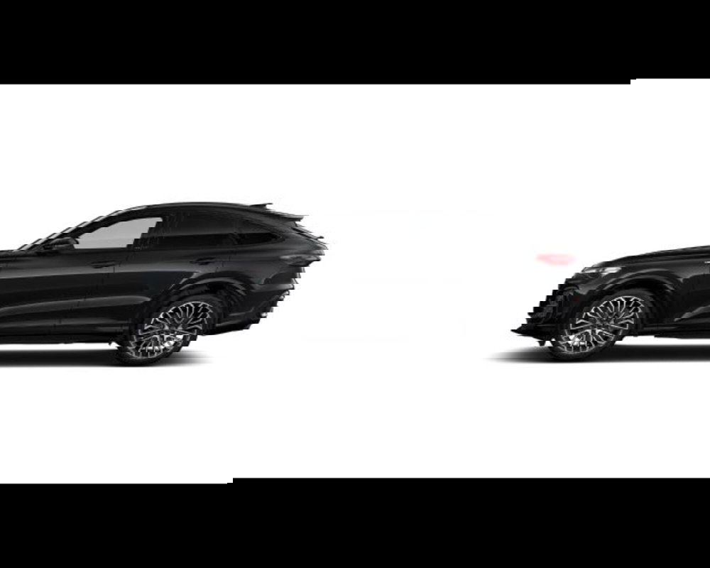 Audi Q5 Sportback nuova a Treviso (3)