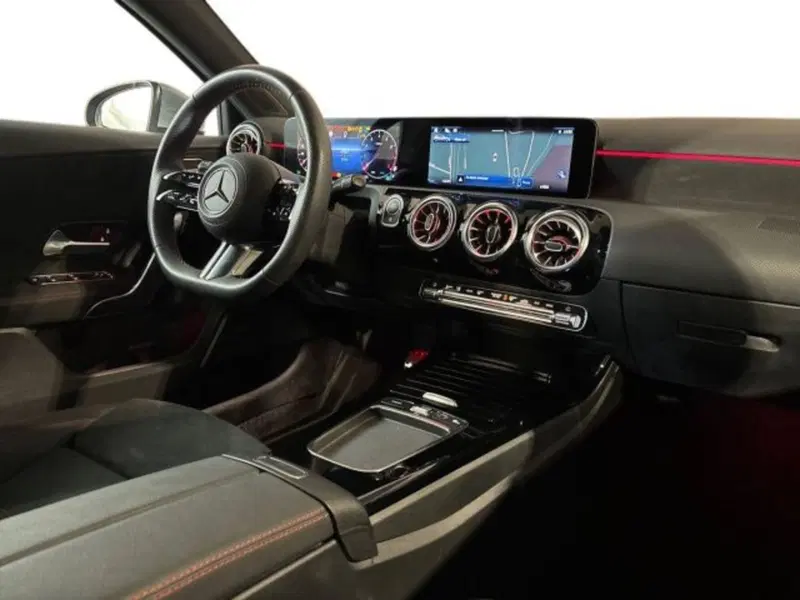 Mercedes-Benz Classe A usata a Bologna (15)