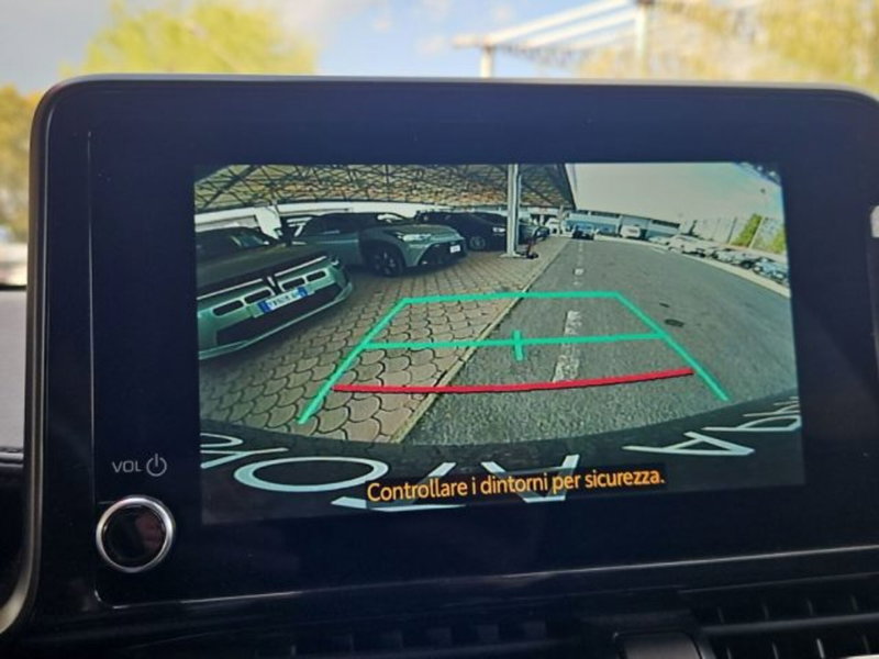 Toyota Toyota C-HR usata a Roma (5)