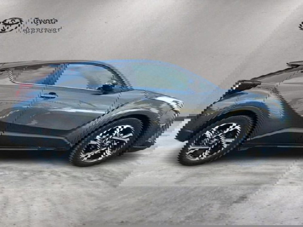 Toyota Toyota C-HR usata a Roma (4)