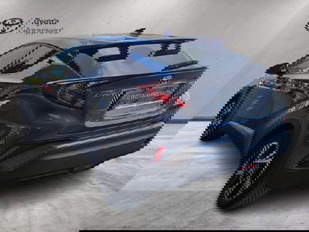 Toyota Toyota C-HR usata a Roma (5)