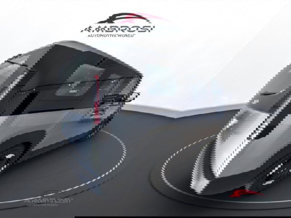 Kia PV5 nuova a Perugia (3)