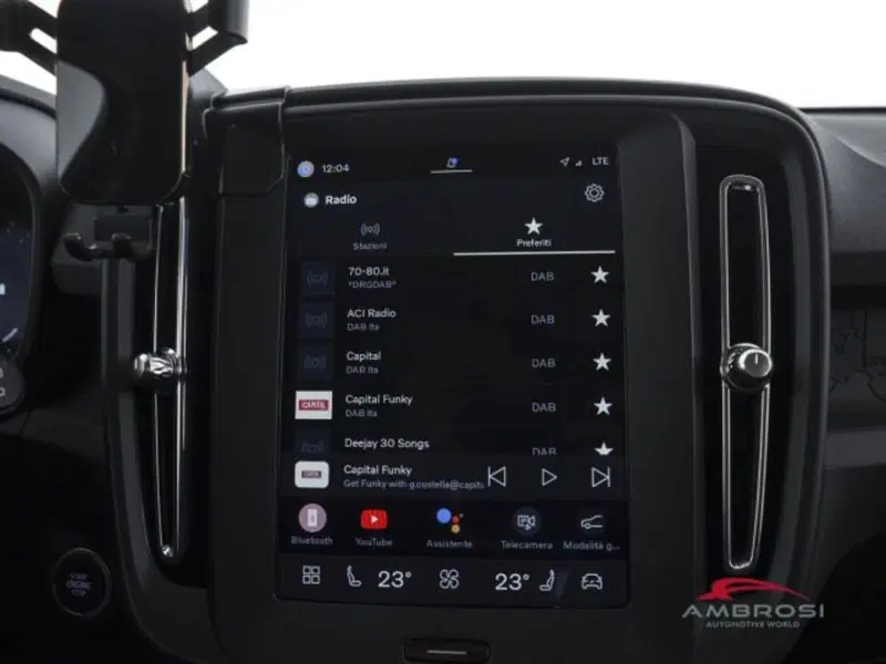 Volvo XC40 usata a Perugia (14)