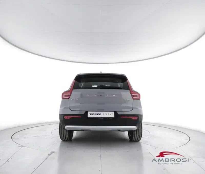 Volvo XC40 usata a Perugia (6)