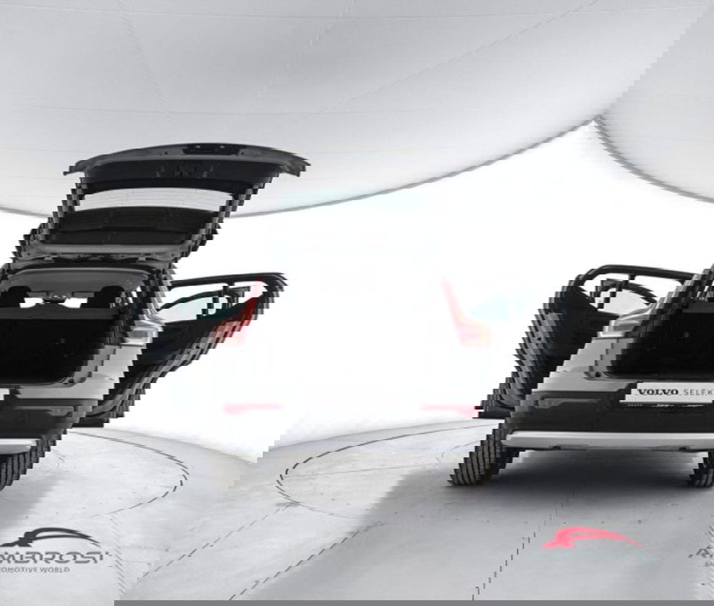 Volvo XC40 usata a Perugia (7)