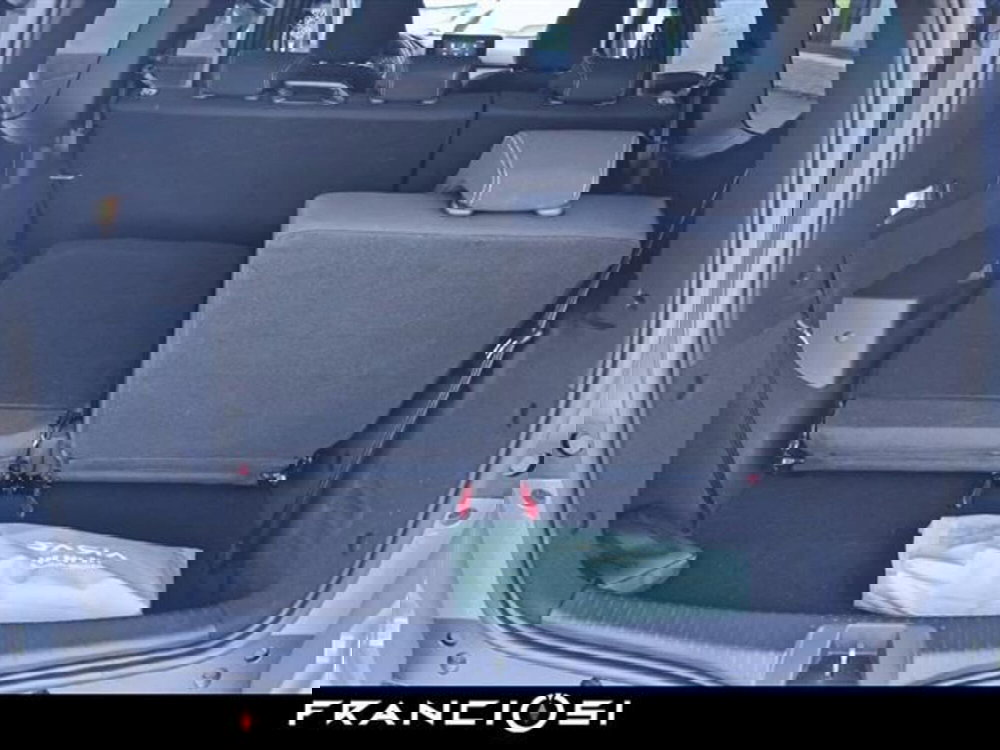 Dacia Jogger usata a Modena (12)