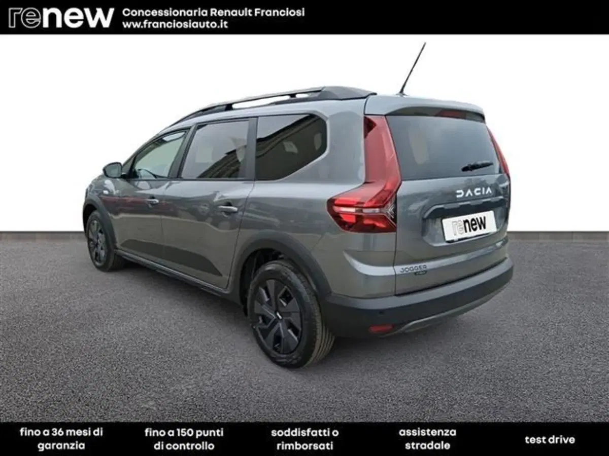 Dacia Jogger nuova a Modena (4)