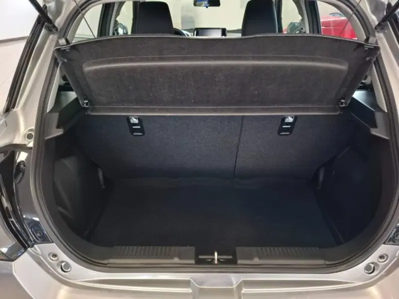 Suzuki Swift nuova a Reggio Emilia (12)